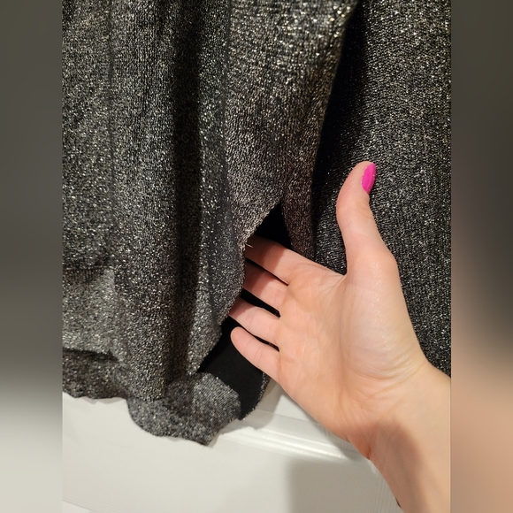 H&M sweater - Picture 3 of 5